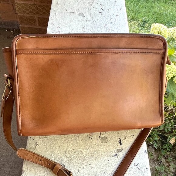 COACH Vintage 80s Swagger Putty Butterscotch Tan Shoulder Crossbody Bag Unisex - Picture 1 of 9